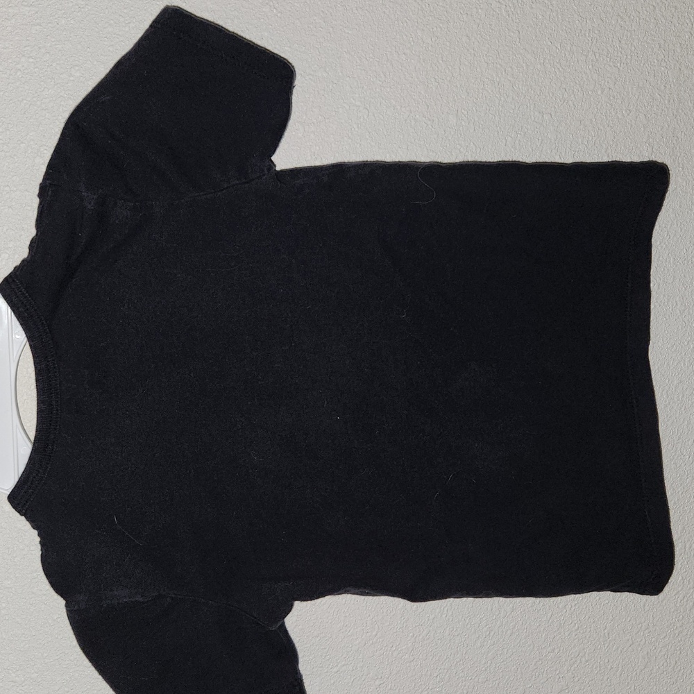 SOLD ❌️2/$10 EUC Boys 4T Tee❌️ - Picture 2 of 4